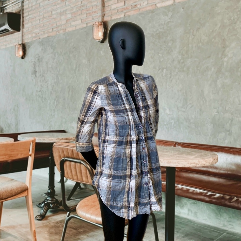 Plaid Long Button-Down Shirt